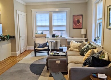 176 Winthrop Rd unit 7, Brookline, MA 02445 - photo 5