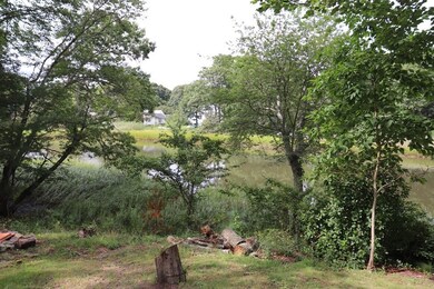 3 E Edgewater Dr, Wareham, MA 02571 - photo 5