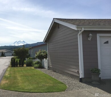 302 Willow St SW unit 11, Orting, WA 98360 - photo 2