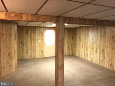 103 N 4th St, Womelsdorf, PA 19567 - photo 7