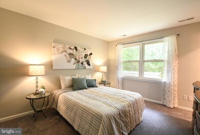 332 Albany St, Fredericksburg, VA 22407 - photo 6