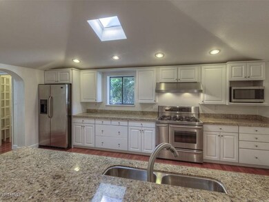 005_Kitchen