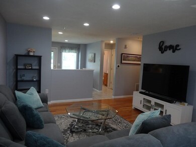 107 Boxberry Ln, Rockland, MA 02370 - photo 3