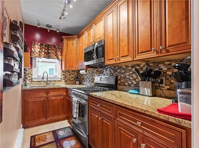 125 Dexter St, Cumberland, RI 02864 - photo 6