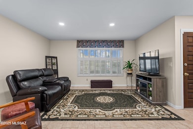830 S Ciudad Cir, Tucson, AZ 85710 - photo 4