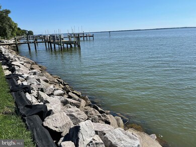 11380 Ethan Ct, Swan Point, MD 20645 - photo 5