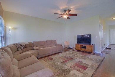 1247 Hall Lane