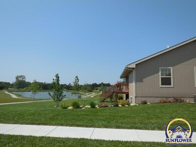 4323 SE Horseshoe Bend Dr, Topeka, KS 66609 - photo 2