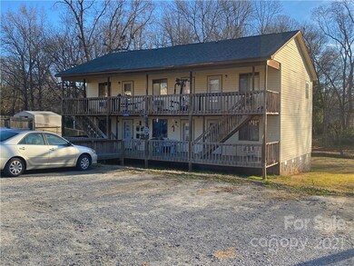 309 Walnut St, Clover, SC 29710 - photo 2