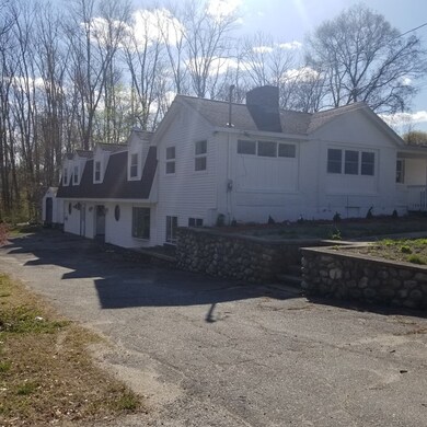 2 Indian Rd, Dudley, MA 01571 - photo 3