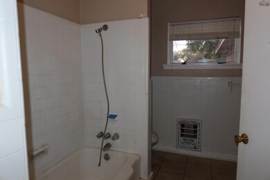 4500 Mccrory Ave, Wichita Falls, TX 76308 - photo 4
