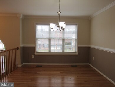 8807 Charm Ct, Brandywine, MD 20613 - photo 7