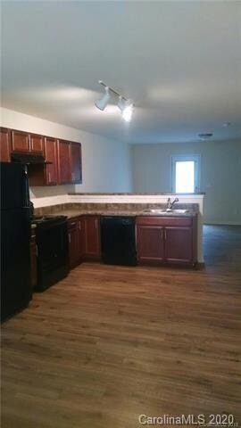 820 Ranchero St, Statesville, NC 28677 - photo 2