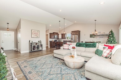 5860 Cottontop Crescent, Freeland, MI 48623 - photo 3