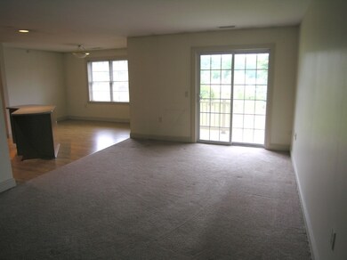 1 Abbott Ln unit 4, Concord, MA 01742 - photo 5