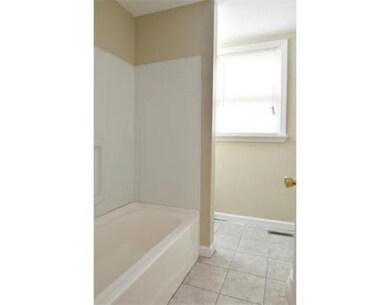 16 Saint Clair St unit 1, Lynn, MA 01902 - photo 6