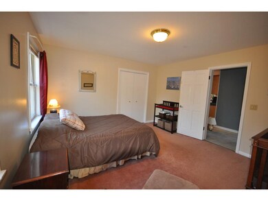 13 Doe Farm Ln, Newmarket, NH 03857 - photo 7