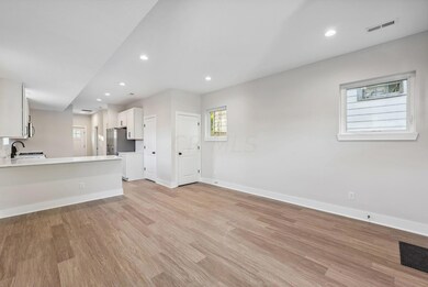 3-web-or-mls-997-carpenter-st