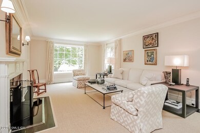 012-Living_Room-1098804-mls
