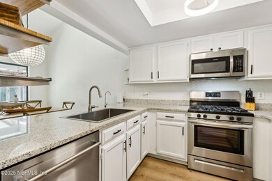 2751 W 5th St unit B, Fernandina Beach, FL 32034 - photo 7