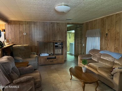 708 N Wilson Ave, Kaplan, LA 70548 - photo 4