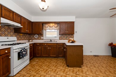 3110 173rd St, Hazel Crest, IL 60429 - photo 5