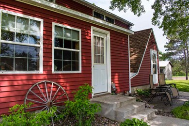 N7931 8th Ave, New Lisbon, WI 53950 - photo 4