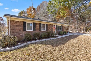 1027 Cannon Heights Dr, Asheboro, NC 27205 - photo 2