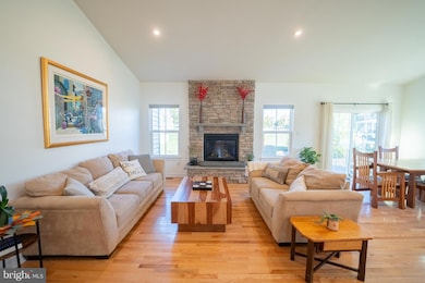 813 Central Ave, Brunswick, MD 21716 - photo 5