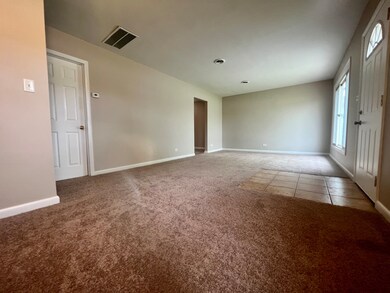 3614 Coventry Ct, Hazel Crest, IL 60429 - photo 2