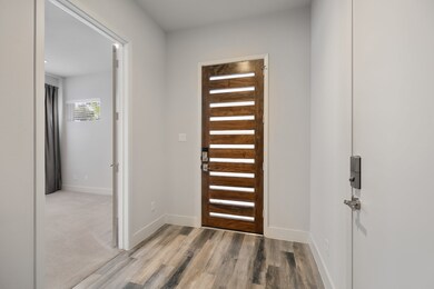 864 Wakefield Dr unit F, Houston, TX 77018 - photo 2