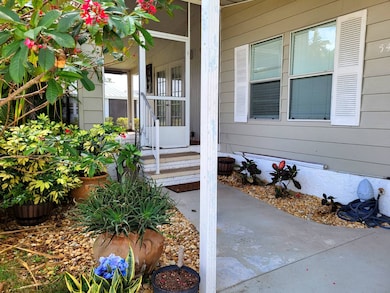 5472 Halifax Dr unit 403, Sarasota, FL 34233 - photo 3