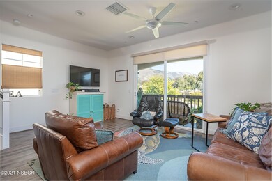 04-Living Room 3