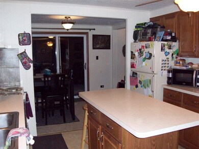 163 N Main St, Potosi, WI 53820 - photo 4