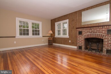 58 Broad St, Woodstown, NJ 08098 - photo 5