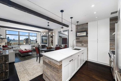 1 Morton Square unit 3-EW, New York, NY 10014 - photo 2