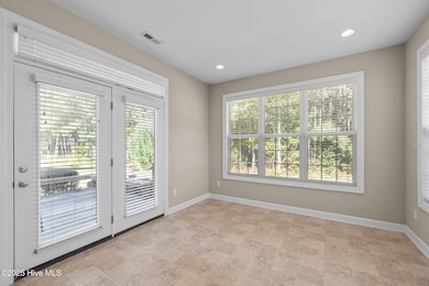 502 Village Green Dr unit B, Morehead City, NC 28557 - photo 5