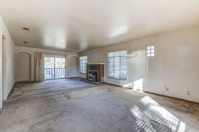 3640AlturaAvenue_001