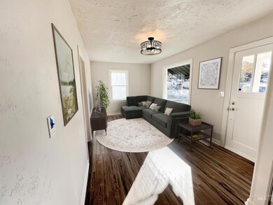 1108 E Sherman Ave, Nampa, ID 83686 - photo 6