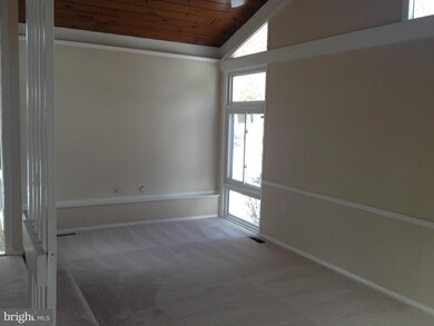 12720 Torrington St, Woodbridge, VA 22192 - photo 4