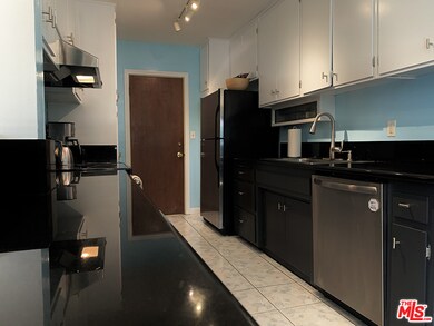 1539 N Laurel Ave unit 104, Los Angeles, CA 90046 - photo 6