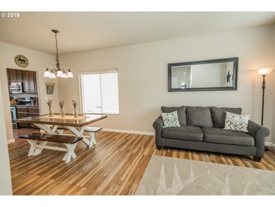 729 Burghardt Dr, Molalla, OR 97038 - photo 3