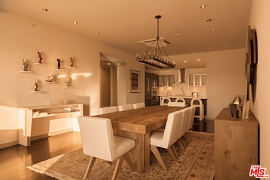 928 N Croft Ave unit 304, West Hollywood, CA 90069 - photo 6