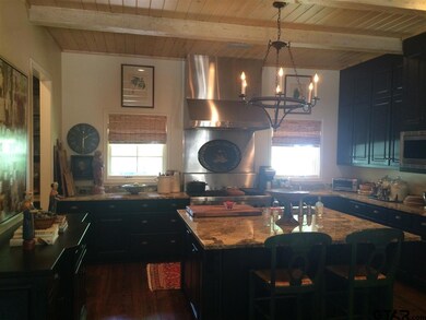 8550 8550 Carli Cir, Tyler, TX 75703 - photo 6