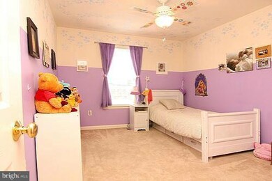 1011 Storrington Dr, Frederick, MD 21702 - photo 4