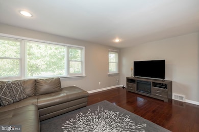 217 Cherry Ln, Ambler, PA 19002 - photo 4