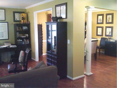 128 Elmira Ln, Gaithersburg, MD 20878 - photo 5