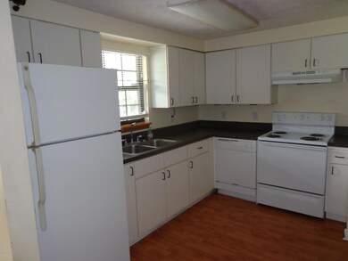 1275 Denaud St, Jacksonville, FL 32205 - photo 4