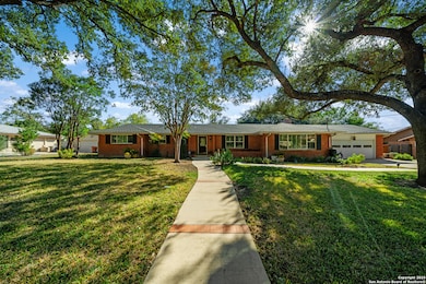 120 Herweck Dr, San Antonio, TX 78213 - photo 2