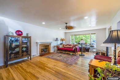 1244 S Durbin St, Casper, WY 82601 - photo 4